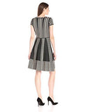 Taylor Dresses Short Sleeve Sweater Dress, Charcoal/Cream, Medium